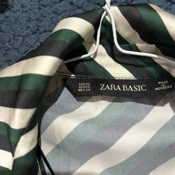 Zara Basics Blouse/dress. Vertical stripes color green navy blue/black and Beige - Picture 5 of 8